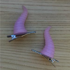 Lilac Horn Hair clips